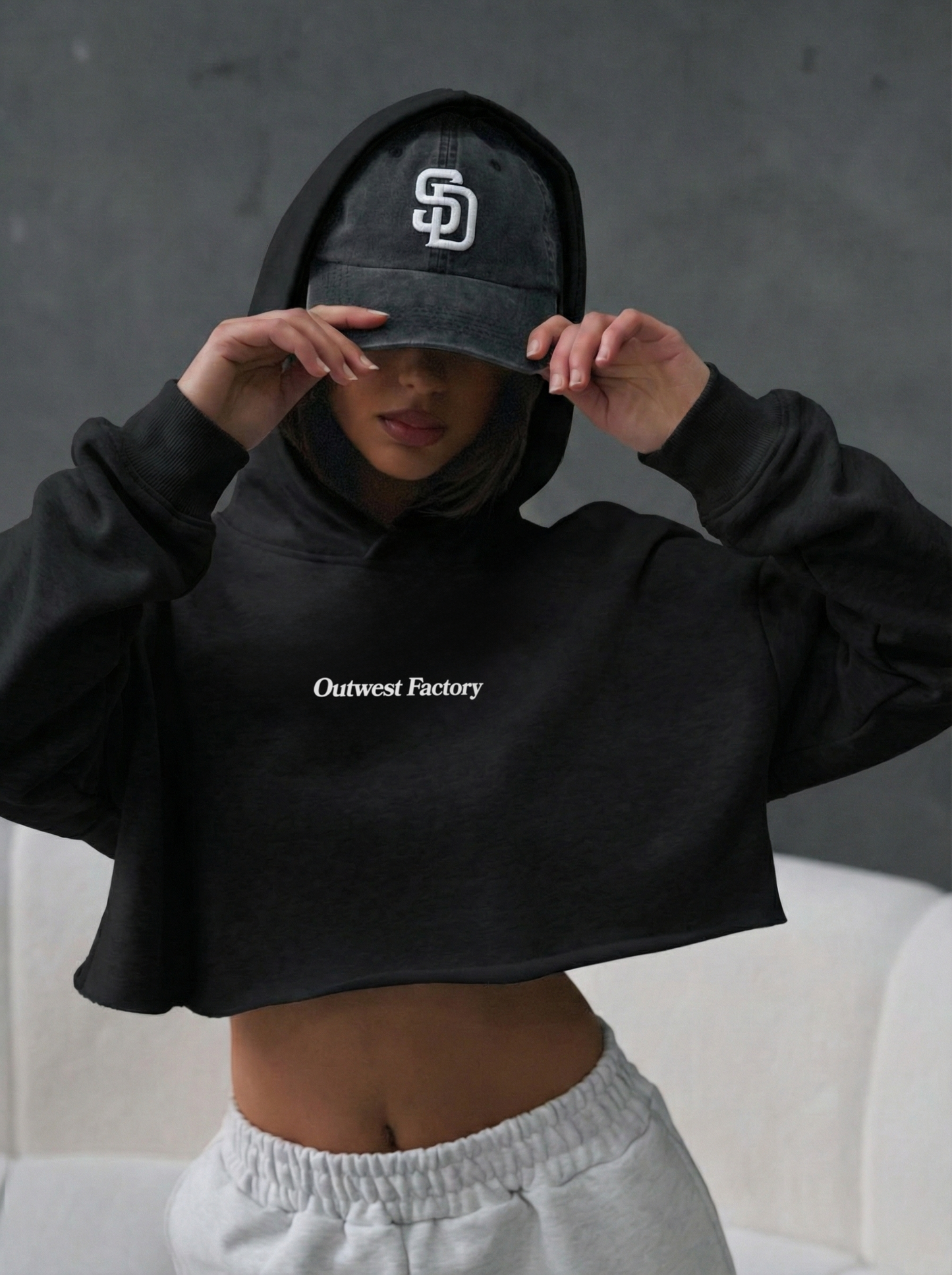 Outwest Factory Cropped Hoodie (Black)